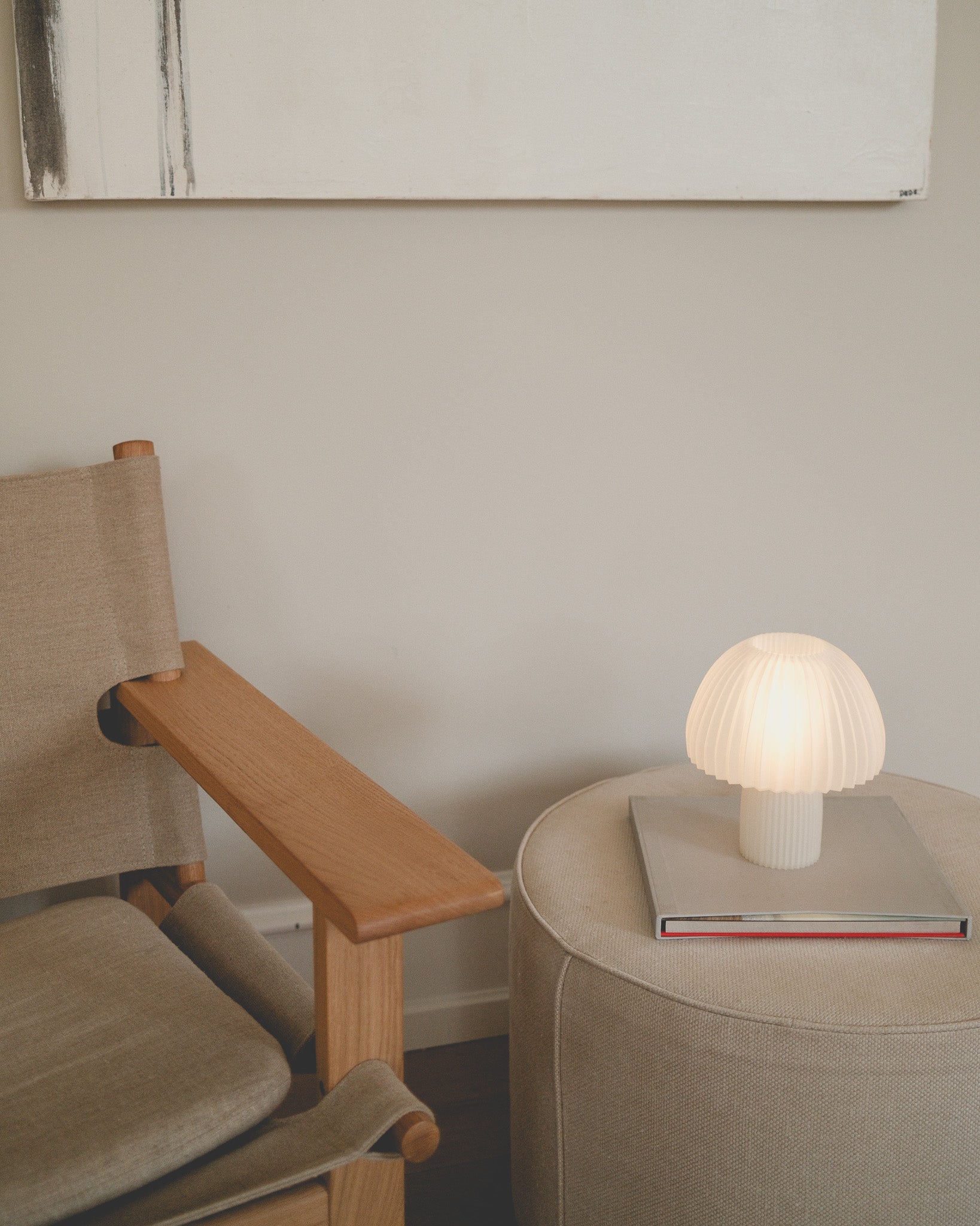 MODEL 02 - Canvas White