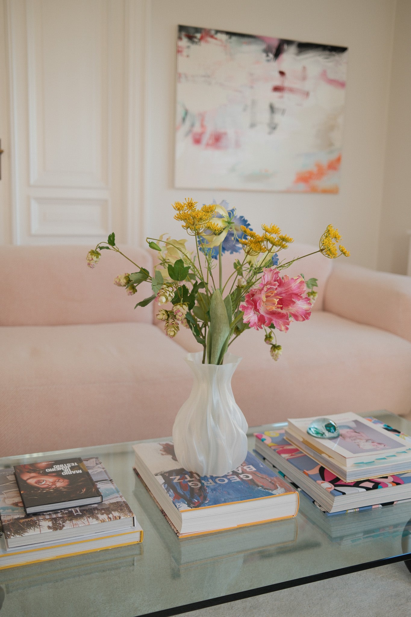 MODEL 04 - Canvas White