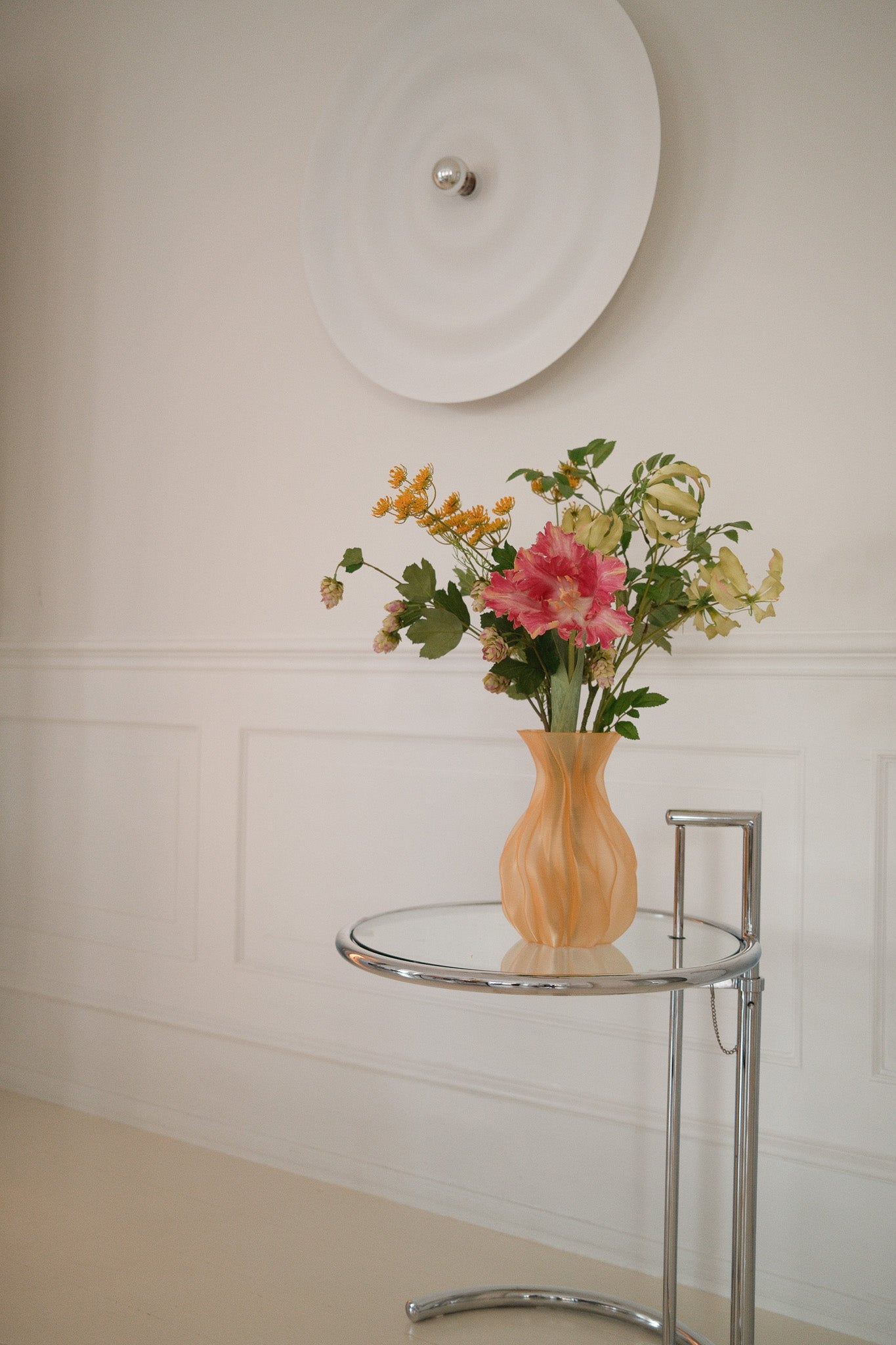 MODEL 04 - Butter Yellow